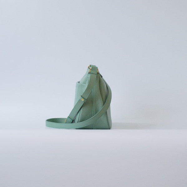 オリーブレザーユニバーサルショルダー