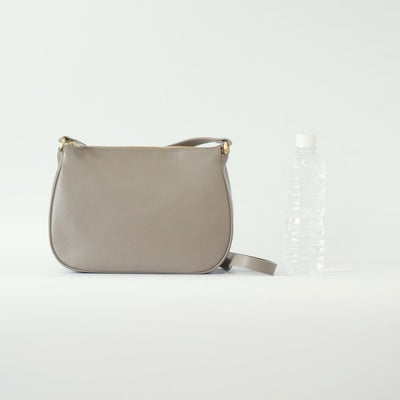 オリーブレザー ユニバーサルショルダー