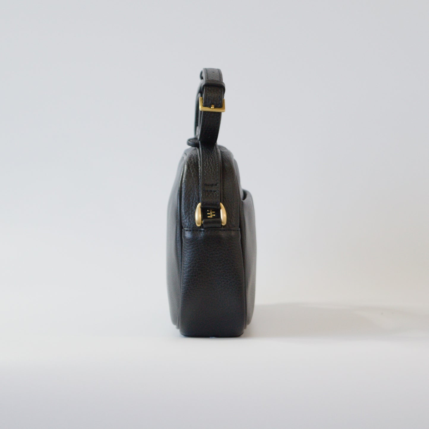 オリーブレザー ビーンズショルダー