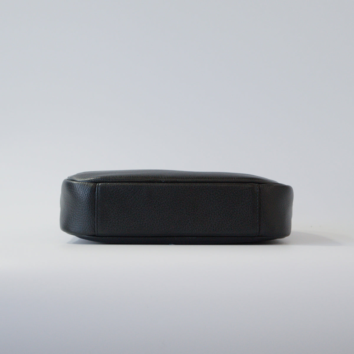 オリーブレザー ビーンズショルダー