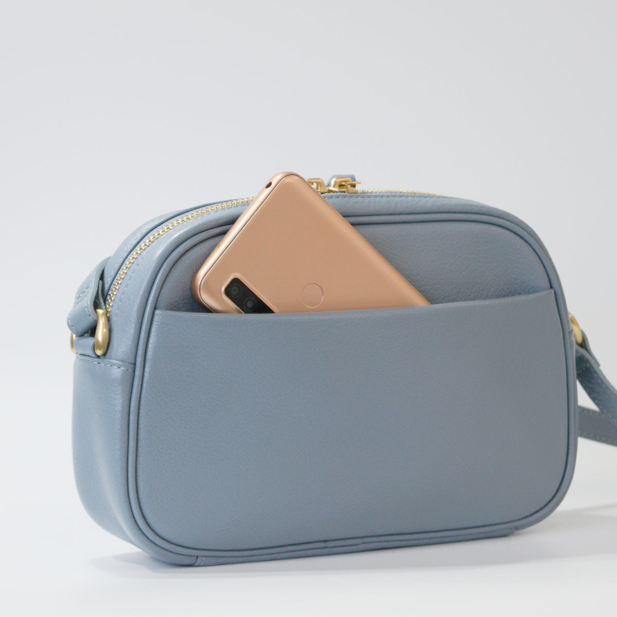 オリーブレザー ビーンズショルダー