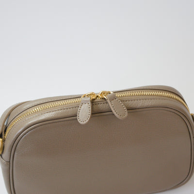 オリーブレザー ビーンズショルダー