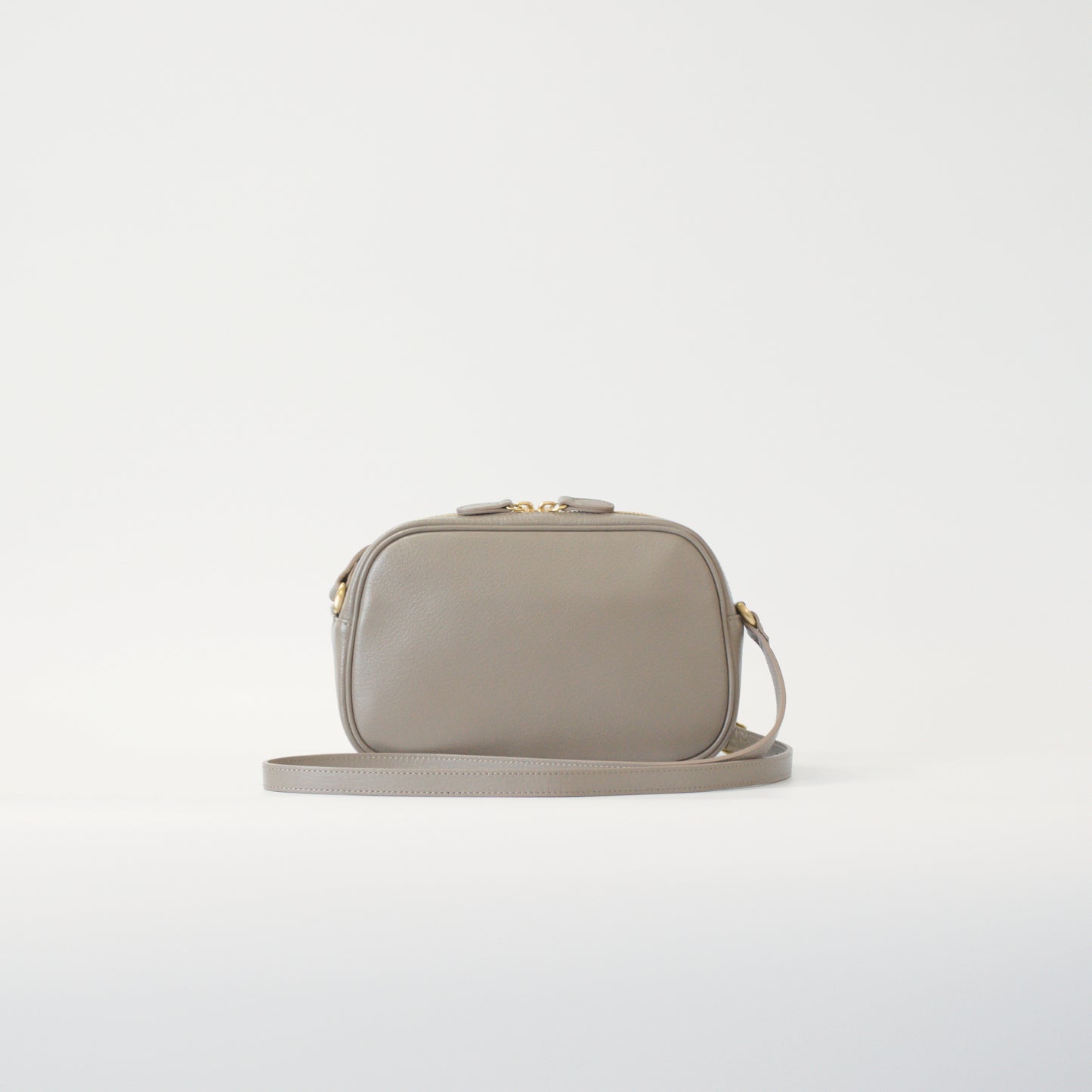 オリーブレザー ビーンズショルダー