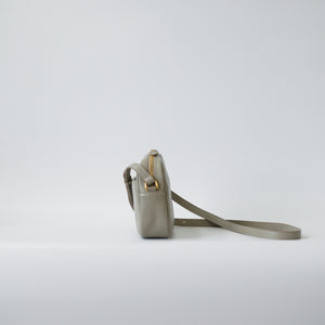 オリーブレザービーンズショルダー