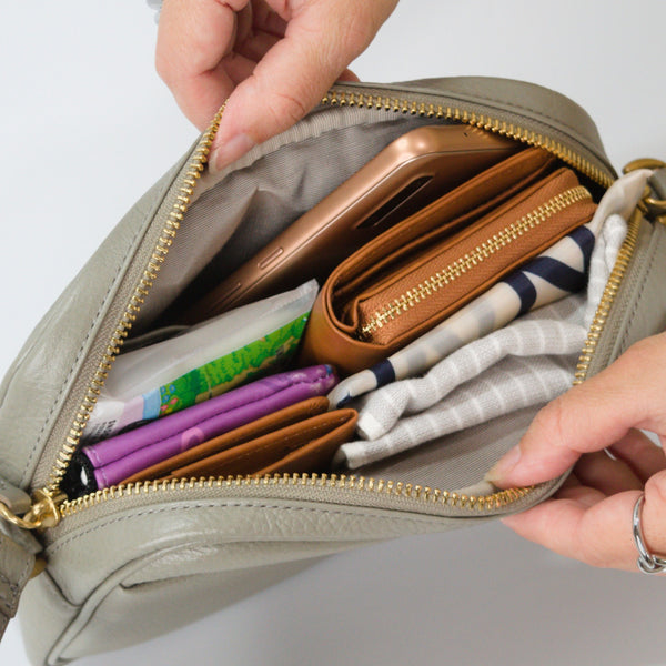 オリーブレザー ビーンズショルダー 3