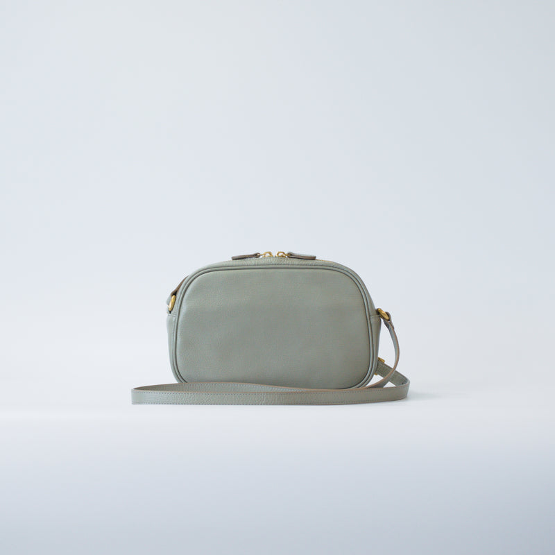 オリーブレザービーンズショルダー