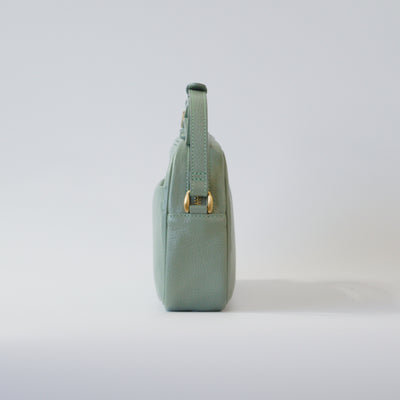 オリーブレザー ビーンズショルダー