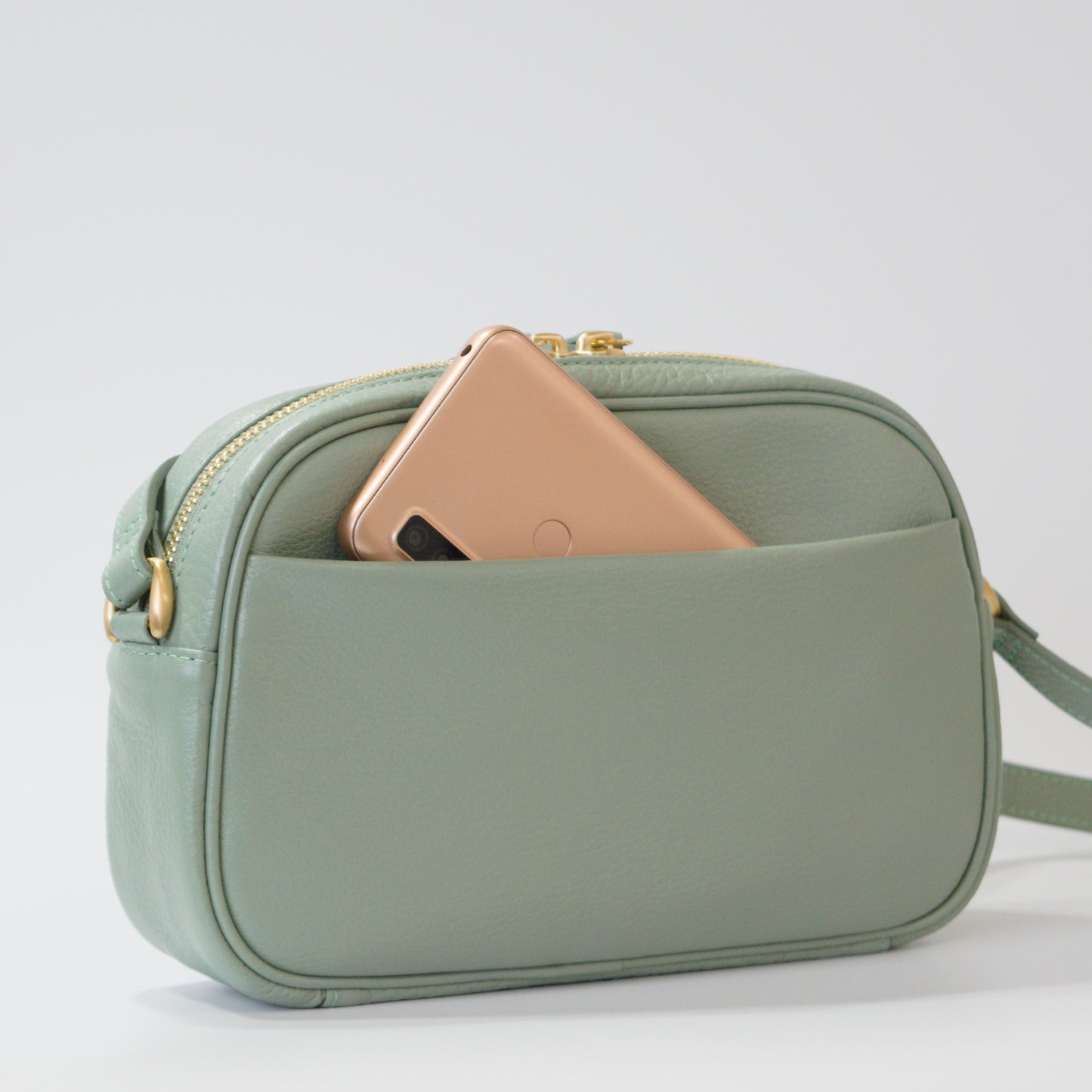 オリーブレザー ビーンズショルダー