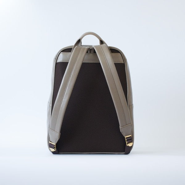 オリーブレザーグレースリュック