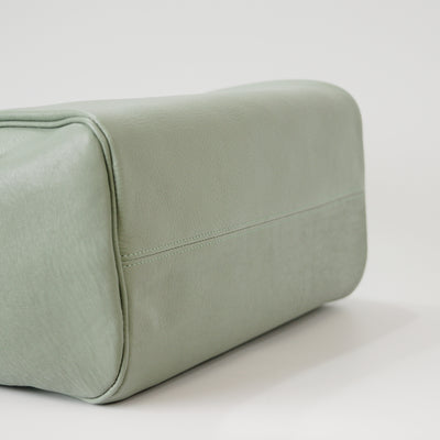 オリーブレザー フォルムチェンジA4トート