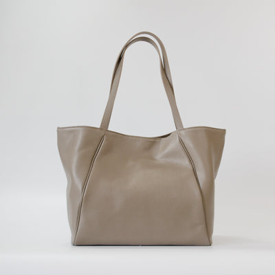 オリーブレザー フォルムチェンジA4トート