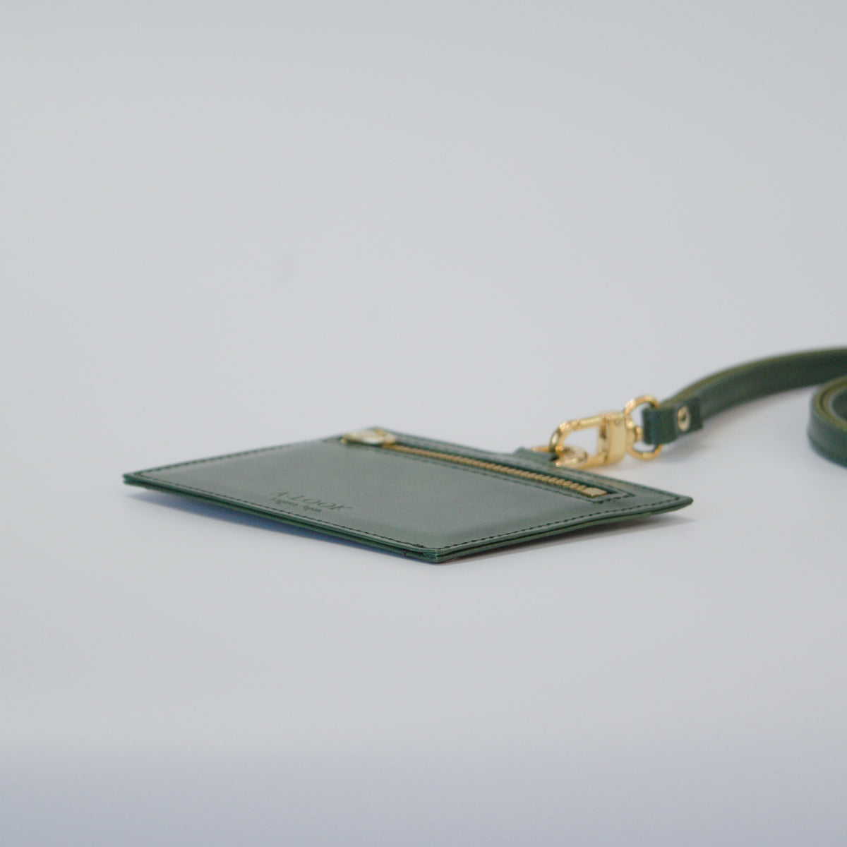 ムラ染めレザーのIDケース