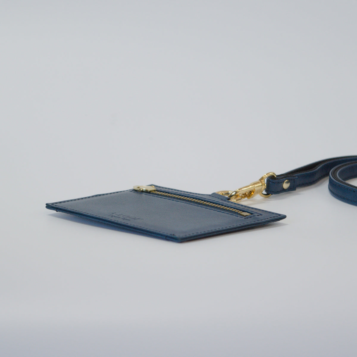 ムラ染めレザーのIDケース