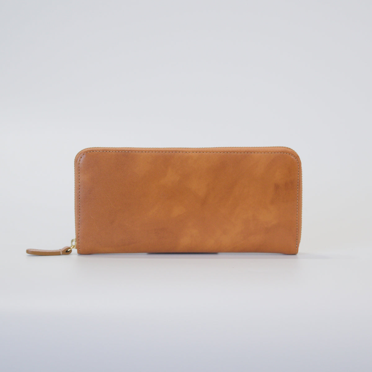 ムラ染めレザーのラウンドファスナー長財布