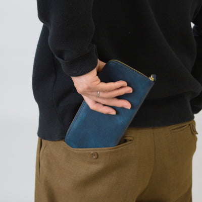 ムラ染めレザーのラウンドファスナー長財布