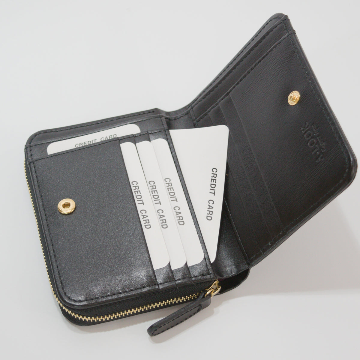 ムラ染めレザーのラウンドファスナー短財布