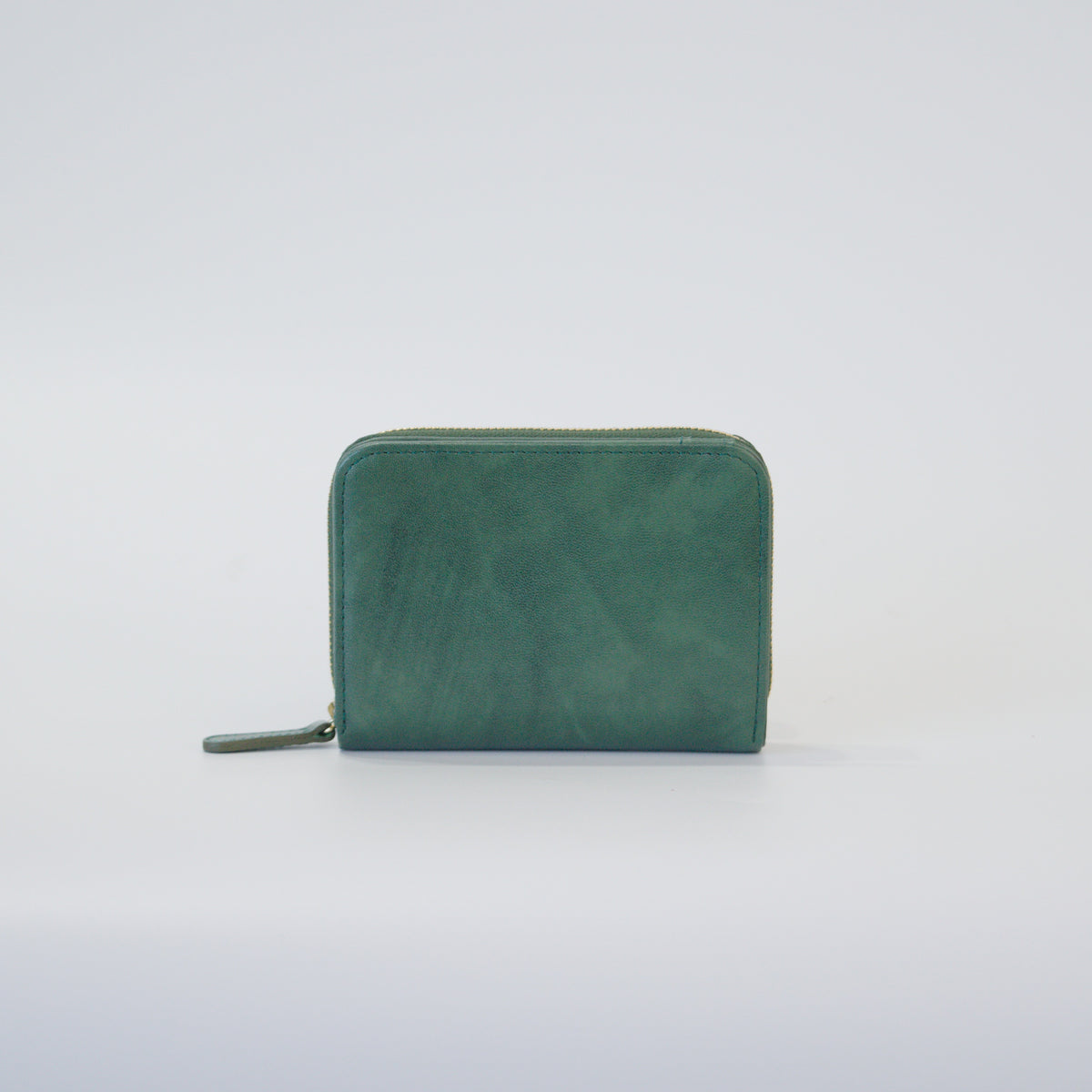 ムラ染めレザーのラウンドファスナー短財布