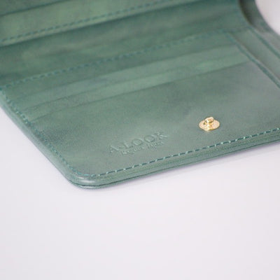 ムラ染めレザーのラウンドファスナー短財布