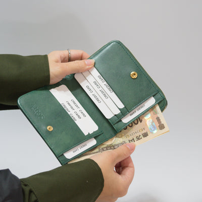 ムラ染めレザーのラウンドファスナー短財布