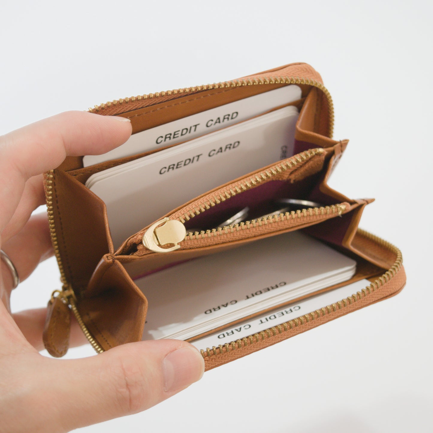 ムラ染めレザーのラウンド小銭入れ