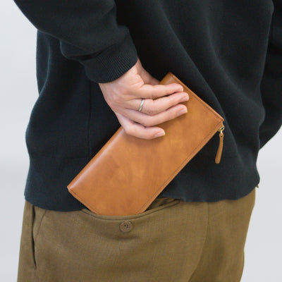 ムラ染めレザーのマチ付きL字束入れ