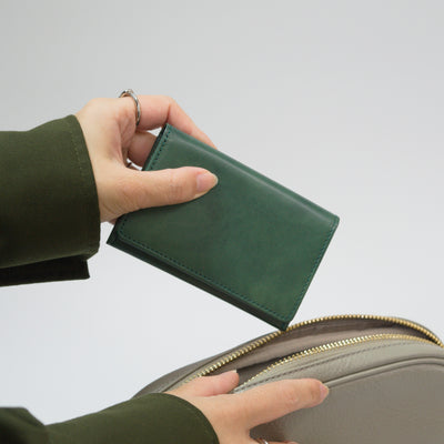 ムラ染めレザーの名刺入れ