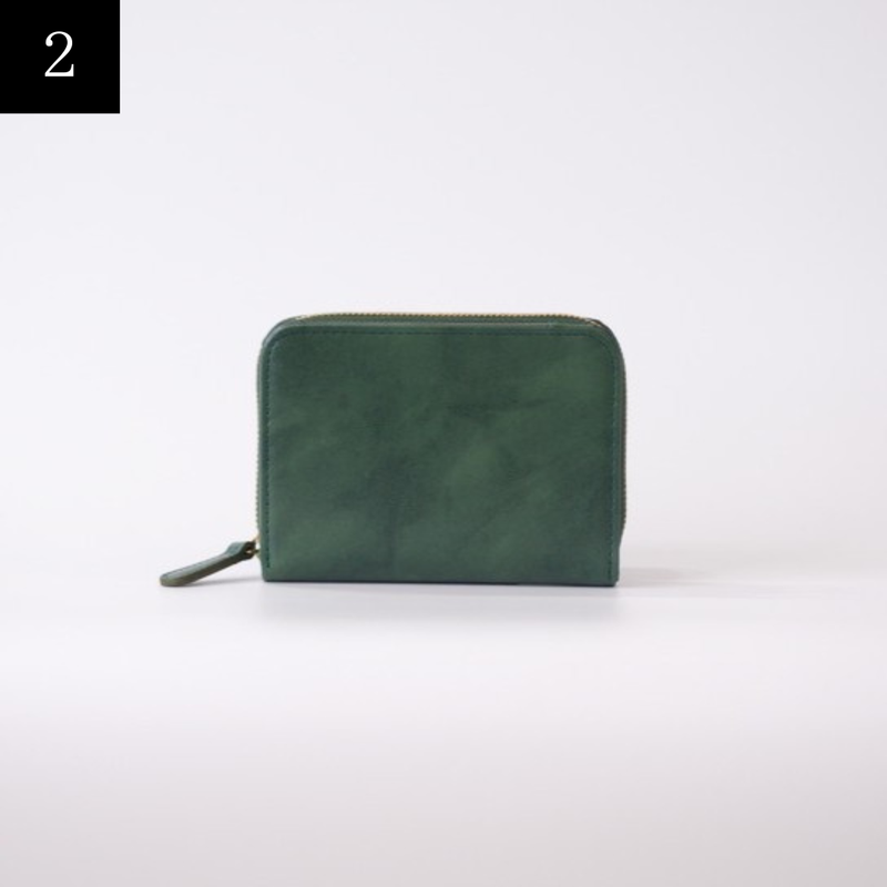 ムラ染めレザーのラウンドファスナー短財布<br>color：Green